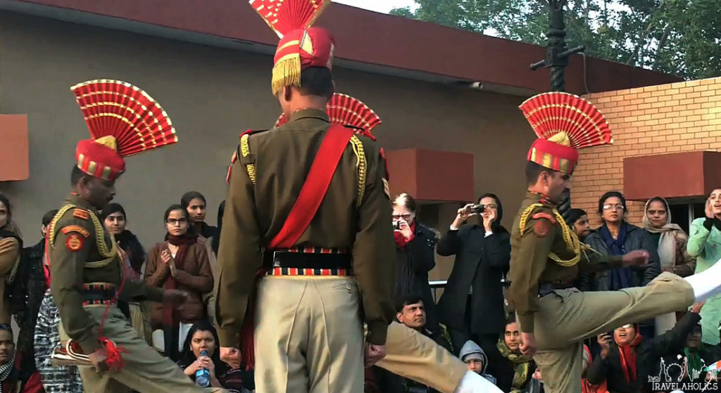 Video: Indian-Pakistani Wagah Border Flag Ceremony