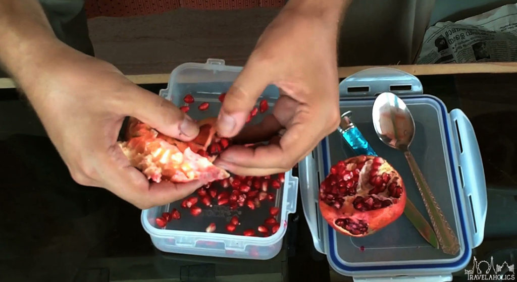 Video: How To Peel A Pomegranate