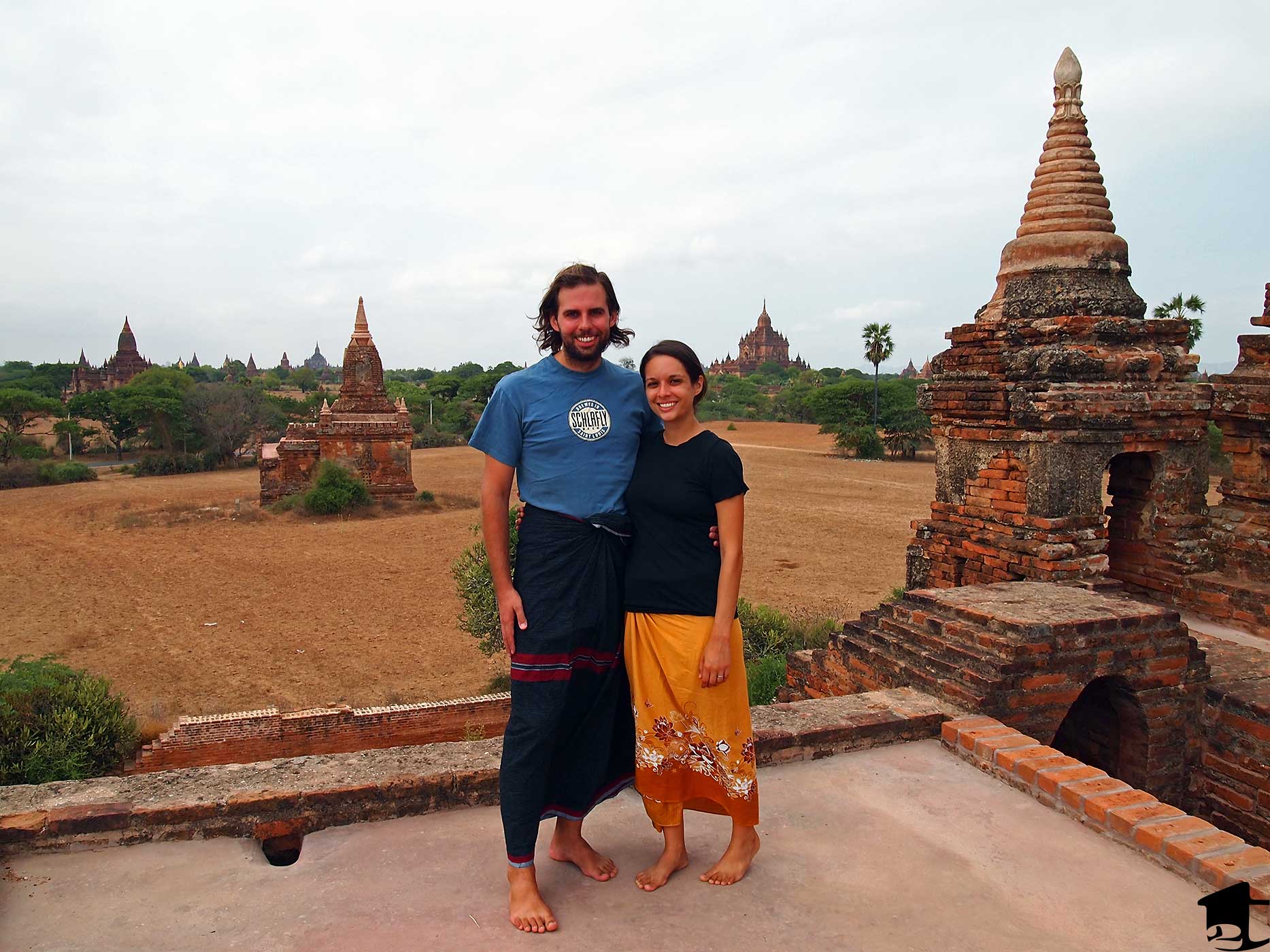 Wearing a Longyi in Bagan
